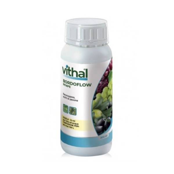 Flacone Vithal Bordoflow PFnPE 800 ML, fungicida rameico in pasta flowable per la protezione di vite, olivo e orto.