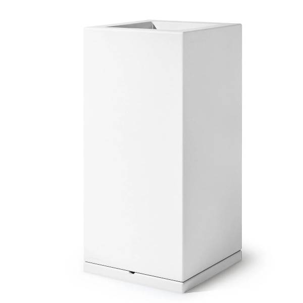 Vaso Fenice Pilone Bianco Twentyfirst Elbi: Vaso quadrato alto in resina riciclabile. Design moderno per esterno